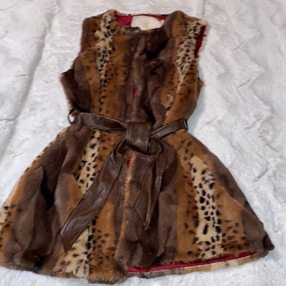 Champagne and strawberry vintage inspired faux fur leopard vest small